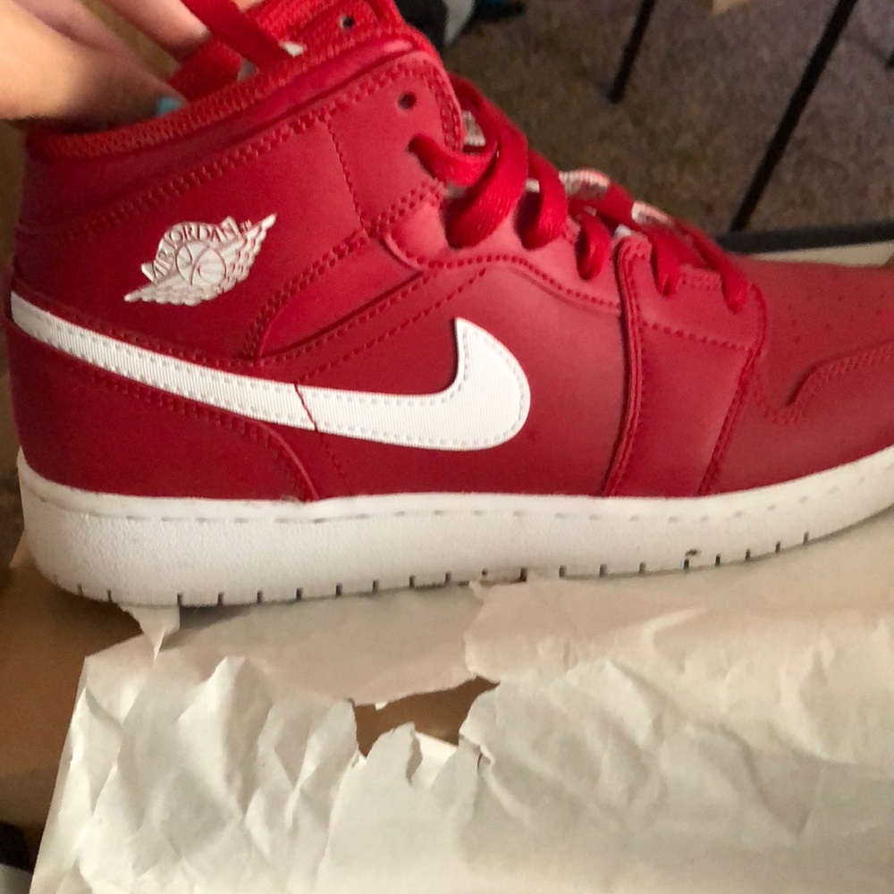 Red Air ones - Picture 2 of 3